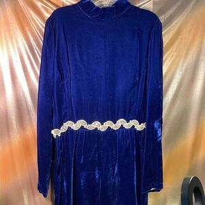 Vintage 1970’s Dark Blue Velvet Turtleneck Maxi Dress Long Sleeve Size 42” Chest